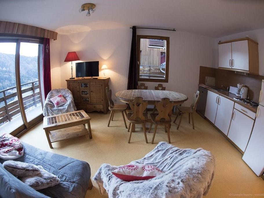 Vaujanylocations - Chalet De Marie Pokoj fotografie